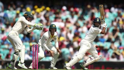 സിഡ്നിയില് റണ്മല താണ്ടാന് ഇന്ത്യ; പൂജാര ഇരട്ട സെഞ്ച്വറിയിലേക്ക്