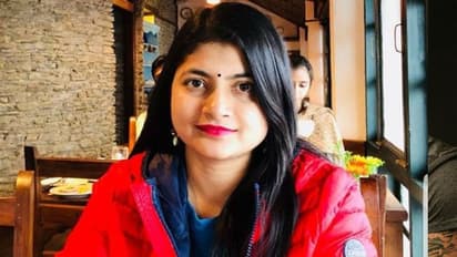 చంద్రకళ ఇంటిపై సిబిఐ దాడులు: ఆమెది కరీంనగర్ జిల్లా