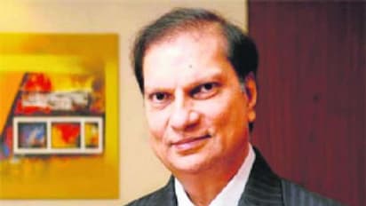 कांग्रेस नेता अहमद पटेल के करीबी स्टर्लिंग ग्रुप के निदेशकों के खिलाफ गैर जमानती वारंट