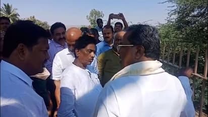 ಇಂಗ್ಲಿಷ್ನಲ್ಲಿ ಟಸ್ಸು ಪುಸ್ಸು ಎಂದ ಅಧಿಕಾರಿಗಳಿಗೆ ಮಾಜಿ ಸಿಎಂ ಕ್ಲಾಸ್!