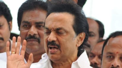 சரிப்பட்டு வரலேன்னா வெளியில போக சொல்லுங்க...! கம்யூனிஸ்டுகளை எச்சரிக்கும் ஸ்டாலின்!