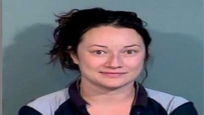 ಒಂದು ಲಕ್ಷದ 59 ಸಾವಿರ ಸಂದೇಶ ಕಳಿಸಿ ಪ್ರಿಯಕರನ ಬಾತ್‌ ರೂಂಗೆ ನುಗ್ಗಿದಳು!