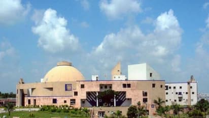 जाने आखिर क्यों मध्य प्रदेश विधानसभा में 42 के बाद बनने जा रहा है इतिहास