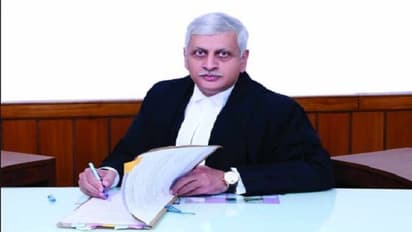 കരുതൽ തടങ്കൽ ഭരണഘടനപരമായിരിക്കണമെന്ന് ഓർമ്മിപ്പിച്ച് ജസ്റ്റിസ് ലളിത്