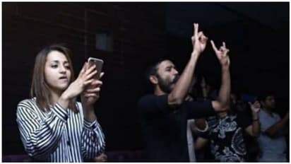 பேட்ட படத்தை திரிஷாவுடன் பார்த்த தனுஷ்! எங்கு தெரியுமா?