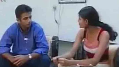 ద్రవిడ్ యువతిని ఎలా కన్విన్స్ చేశాడో చూడు...పాండ్యాపై నెటిజన్ల క్లాస్