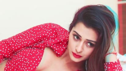 పాయల్ ని పక్కకి తోసేసిన 'వెంకీ మామ'..?