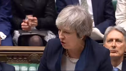 ब्रिटिश संसद में गिरा ब्रेग्जिट डील पर बिल, थेरेसा को करना पड़ेगा अविश्वास प्रस्ताव का सामना
