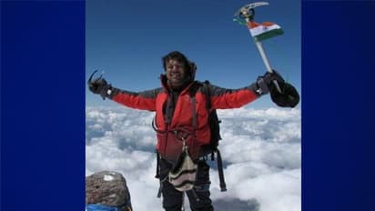 ഏഴ് കൊടുമുടികൾ കീഴടക്കിയ ലോകത്തിലെ ഏറ്റവും പ്രായം കുറഞ്ഞ വ്യക്തി; ഇന്ത്യയുടെ അഭിമാനമായി ഈ കൊൽക്കത്തക്കാരൻ