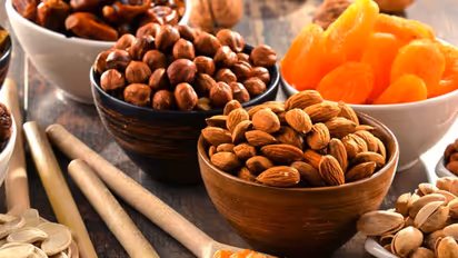 ഡ്രൈ ഫ്രൂട്ട്സ് സ്ഥിരമായി കഴിക്കുന്നവരാണോ?