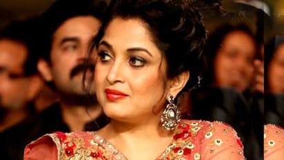 ஜெ.தீபாவால் தலைவிக்கு சிக்கல்... ரம்யா கிருஷ்ணனுக்கும் செக் வைத்த மருமகள்..!