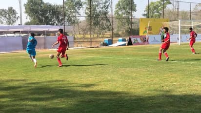 Santosh Trophy: ಕರ್ನಾಟಕ ಫುಟ್ಬಾಲ್ ತಂಡ ಸೆಮಿಫೈನಲ್ಗೆ ಲಗ್ಗೆ