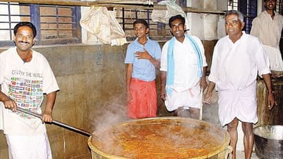 ಬರಗಾಲದಲ್ಲಿ ಜನರಿಗೆ ಊಟ ಹಾಕಿದ್ದ ಸಿದ್ಧಗಂಗಾ ಮಠ