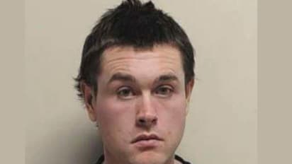 నేనింకా వర్జిన్‌నే...అందుకే అమ్మాయిలను చంపుతా: ఫేస్ బుక్‌లో యువకుడి పోస్ట్