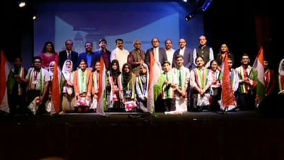 ഏഷ്യാനെറ്റ് ന്യൂസ് പ്രൗഡ് റ്റു ബി ആന് ഇന്ത്യന് യാത്ര ഫ്ലാഗ് ഓഫ് ചെയ്തു