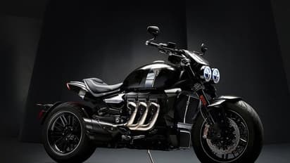 ವಿಶ್ವದ ಸ್ಟೈಲೀಶ್ ಬೈಕ್ - ಟ್ರಿಯಂಪ್ ರಾಕೆಟ್ III TFC ಅನಾವರಣ!