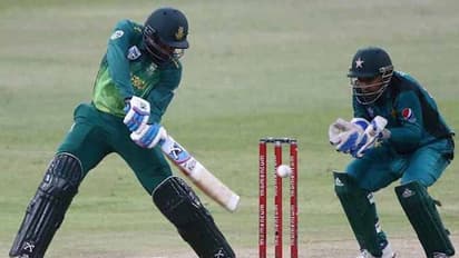 Racist comments: Sarfraz Ahmed meets Andile Phehlukwayo, apologises