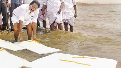 தர்மாகோல் ஆராய்ச்சியில் இருந்த செல்லூர் ராஜூ - பாஜகவின் அமர் பிரசாத் காட்டம்