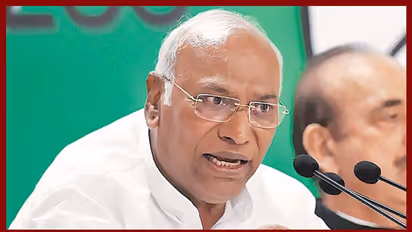 Mallikarjun Kharge sweeps Congress presidential elections; Shashi Tharoor congratulates him
