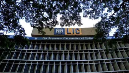 LICಯ ನೂರಕ್ಕೂ ಅಧಿಕ ಪಾಲಿಸಿಗಳು ಸ್ಥಗಿತ!