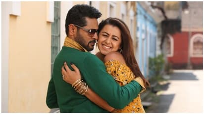 படம் வெளியான இரண்டே மணிநேரங்களில் தமிழ்ராக்கர்ஸில் வெளியான ‘சார்லி சாப்ளின் 2’...