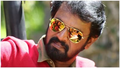 பிக்பாஸ் சேரனின் புதிய முயற்சியாக உருவாகும் 'Wall Poster "! குவியும் வாழ்த்துக்கள்!