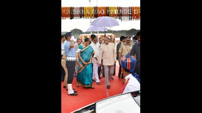 పరేడ్ గ్రౌండ్స్ లో గణతంత్ర దినోత్సవం (ఫొటోలు)