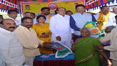 జనసేనలోకి ఆకుల: ఆ సీటు కోసం తెలుగు తమ్ముళ్ల పోరు