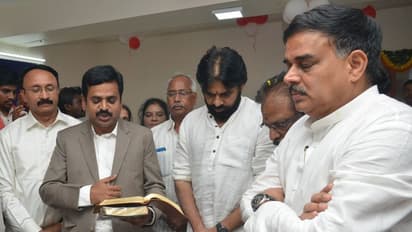 తెనాలి, గుంటూరు అభ్యర్థులు వీరే: పవన్ కల్యాణ్ ప్రకటన