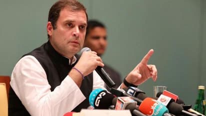 ಸಿದ್ದರಾಮಯ್ಯಗೆ ರಾಹುಲ್ ಗಾಂಧಿ ಕೊಟ್ಟ ಖಡಕ್ ಸೂಚನೆ