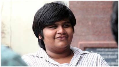 விக்ரம் - துருவ் நடிக்கும் படத்திற்கான லொகேஷனை உறுதி செய்த கார்த்தி சுப்புராஜ்..!