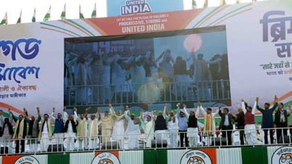 Mahagathbandhan of corrupt? Mayawati to Mamata, list of leaders under investigation