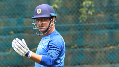 This is how Twitter reacted to MS Dhoni running out James Neesham