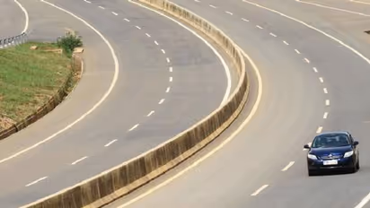 बजट 2022 : Nitin Gadkari ने तय किया भारी- भरकम लक्ष्य, 2025 तक इतने लाख किमी NH का होगा निर्माण