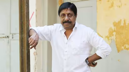 ശ്രീനിവാസന്റെ ആരോഗ്യനില മെച്ചപ്പെടുന്നു; വെന്റിലേറ്ററില് നിന്ന് മാറ്റി