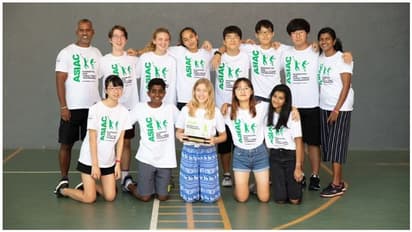 தளபதி விஜயின் மகள் செய்த சாதனையைப் பாருங்க...அசந்து போவீங்க...