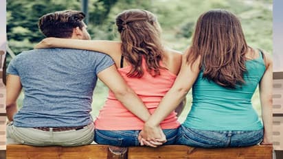 అక్రమసంబంధం...భర్తను రెండ్ హ్యండెడ్గా పట్టుకున్న భార్య