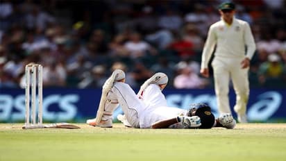 బంతి తగిలి మైదానంలోనే కుప్పకూలిన శ్రీలంక క్రికెటర్