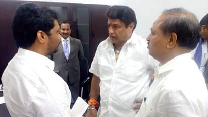 బసవతారకం హాస్పిటల్ శంకుస్థాపన...కిడారికి బాలయ్య ఆహ్వానం