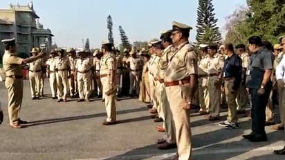 4 ಅತೃಪ್ತ ಶಾಸಕರನ್ನ ಕರೆತರಲು 40 ಜನರ ಪೊಲೀಸ್ ತಂಡ ಮುಂಬೈಗೆ