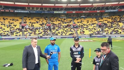 ಟಾಸ್ ಗೆದ್ದು ಫೀಲ್ಡಿಂಗ್ ಆಯ್ದುಕೊಂಡ ಟೀಂ ಇಂಡಿಯಾ; 2 ಪ್ರಮುಖ ಬದಲಾವಣೆ