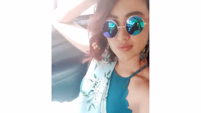 మత్తెక్కించే సొగసులతో తేజస్వి మదివాడ!