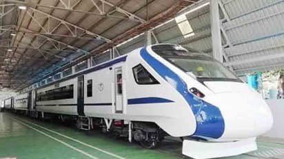 ఇండియాలోనే ఫాస్టెస్ట్ ట్రైన్: 15న కూతపెట్టనున్న ‘‘వందే భారత్ ఎక్స్ప్రెస్ ’’