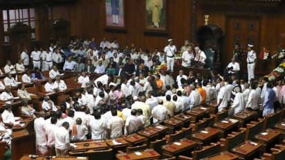 ஆட்சியை கவிழ்க்க சதி... தோல்வியில் முடிந்தது எதிர்க்கட்சிகளின் பிளான்..!