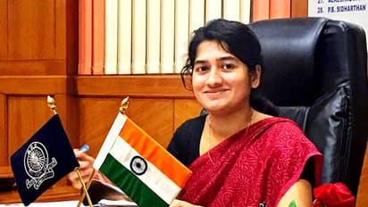 കലക്ടർ ടി.വി.അനുപമയുടെ കാർ അപകടത്തില്പ്പെട്ടു