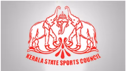 കണക്കുകളിൽ തട്ടിപ്പ് കാണിച്ച നാല് സ്പോ‍ര്‍ട്സ് കൗണ്‍സിൽ ജീവനക്കാര്‍ക്ക് സസ്പെൻഷൻ 