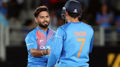 మహేంద్రసింగ్ ధోనికి సవాల్ విసిరిన రిషబ్ పంత్....(వీడియో)