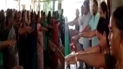 మంత్రి కొడుకు ఓవర్ యాక్షన్: టీడీపీకే ఓటేస్తామంటూ లబ్ధిదారులతో గుడిలో ప్రమాణం