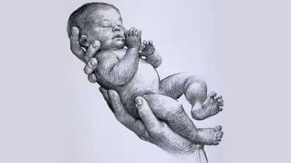 பிறந்த பச்சிளம் குழந்தைக்கு 'மூச்சுத்திணறல்'! குழந்தையோடு பைக்கில் பரந்த டாக்டர் நர்ஸ்! திக் திக் நிமிட காட்சி