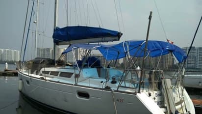 നിയമം ലംഘിച്ച് വിദേശനിർമിത യാനം കൊച്ചിയുടെ തന്ത്രപ്രധാന മേഖലയിൽ തമ്പടിച്ചു; വിശദീകരണം ആവശ്യപ്പെട്ട് കേന്ദ്ര ഏജന്സി